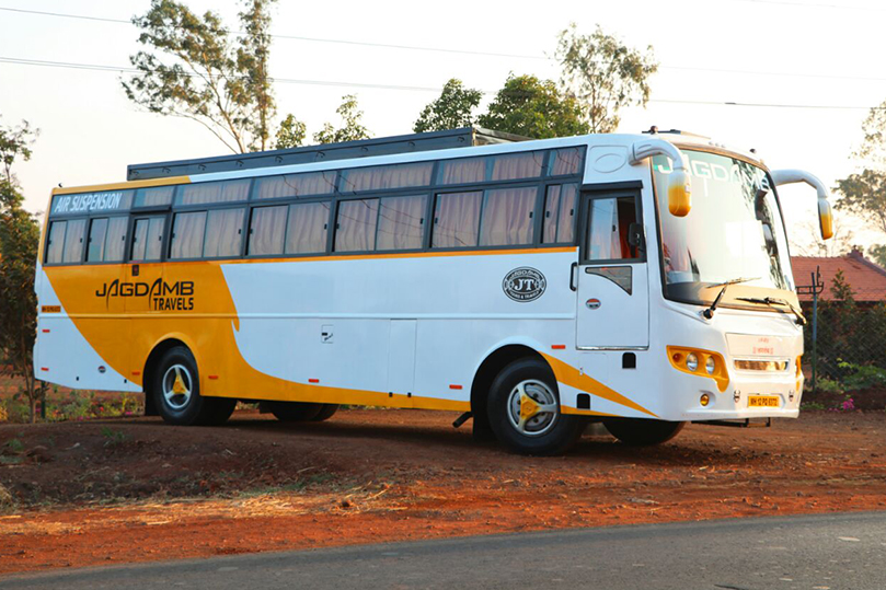 45 Seater Luxury Coaches